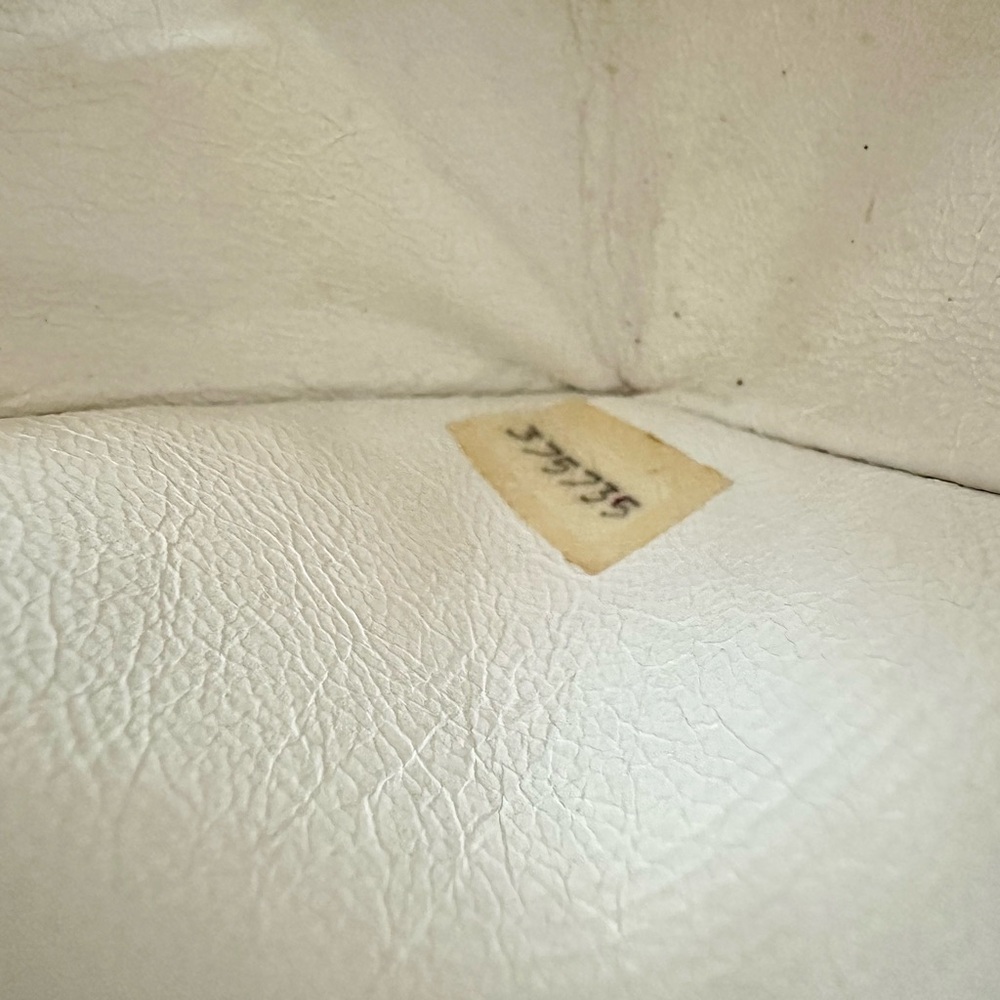 Chanel Vintage White Lambskin Full Flap Bag - Picture 7 of 13